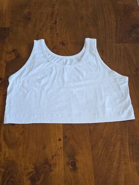 White Crewneck Crop Top Size XXL